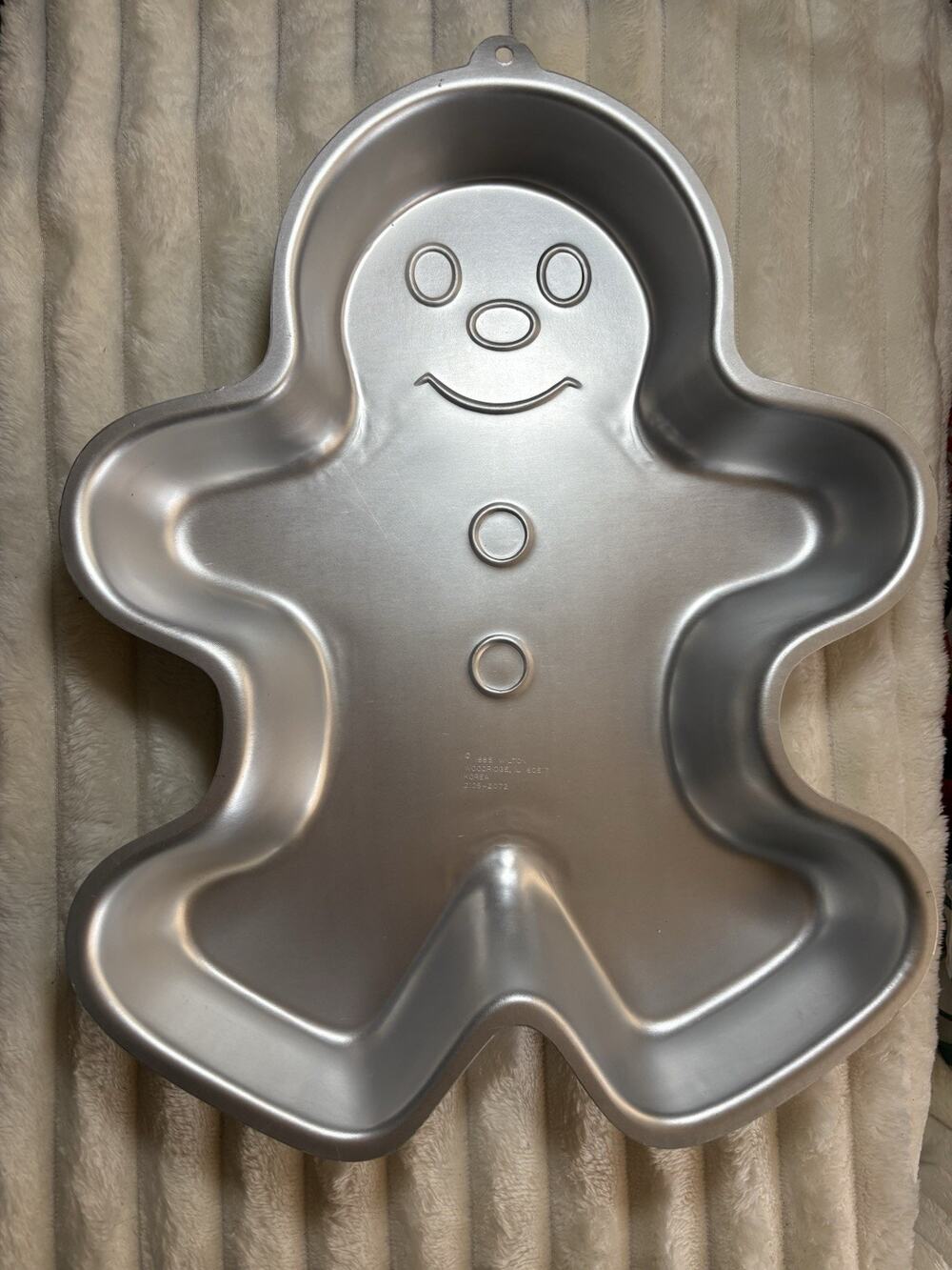 Wilton Gingerbread Man Aluminum Cake Pan Silver 1985 Vintage 2105-2072